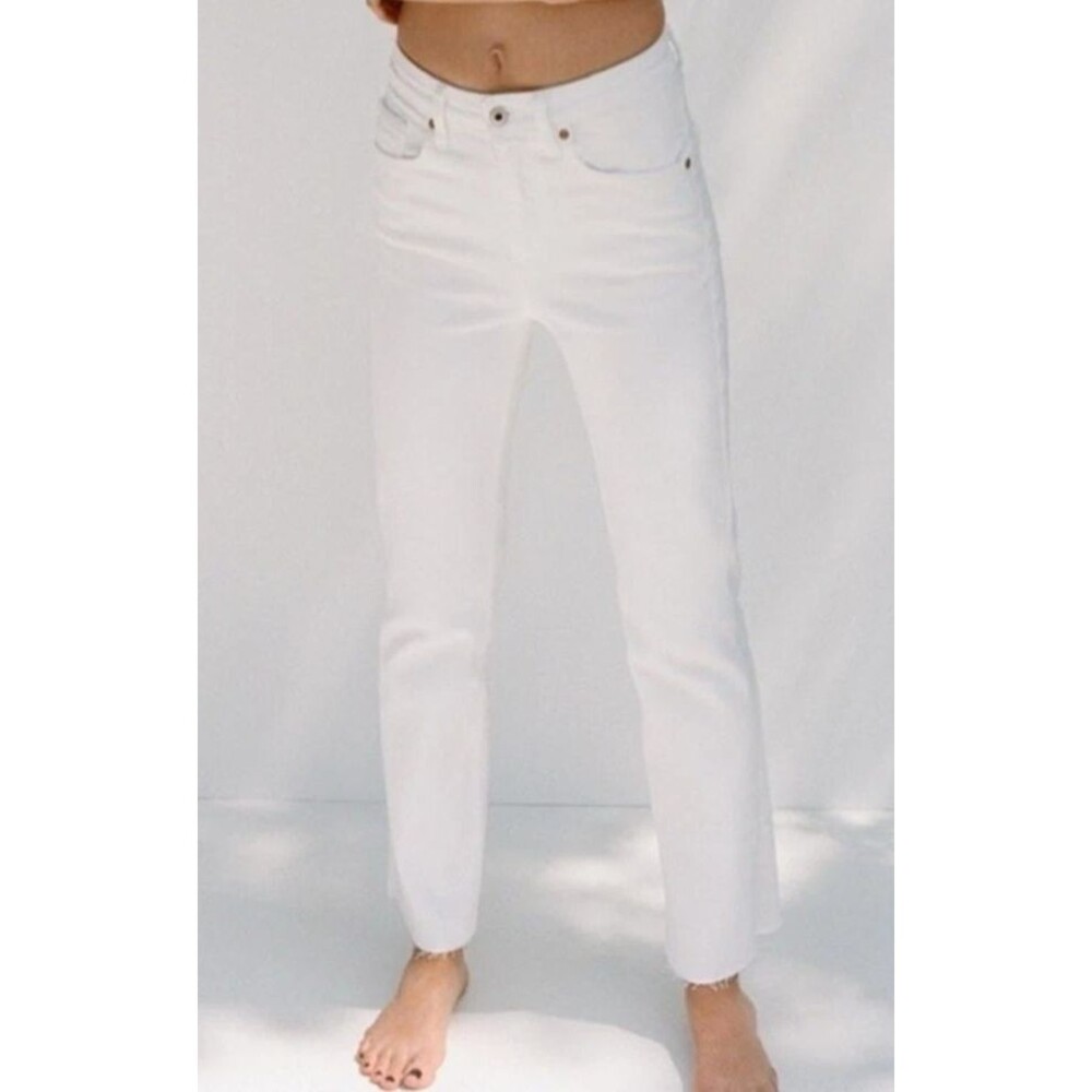 Zara Denim Flared Cropped Jeans Cream Color Women's 10 Raw Hem 26" Inseam